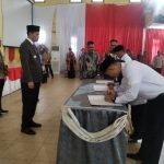 Bupati Aceh Selatan Serahkan SK PPPK Penuh Waktu Kepada Seratusan Tenaga Honorer