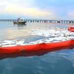 Marine Oil Boom: Perlindungan Efektif terhadap Tumpahan Minyak di Laut