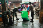 Semangat Kebersamaan Warnai Aksi Bersih-Bersih Forkopimda dan TNI di Aceh Tamiang