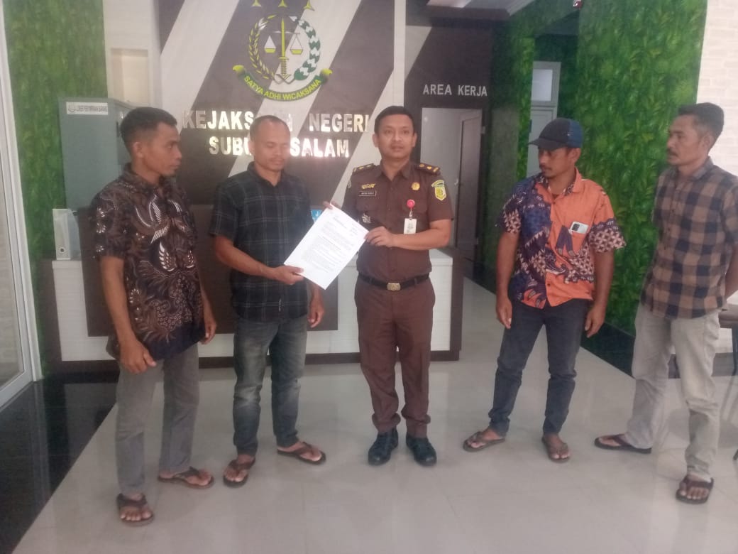 Warga Panglima Sahman Kota Subulussalam Laporkan Dugaan Dana Desa Fiktif ke Kejaksaan