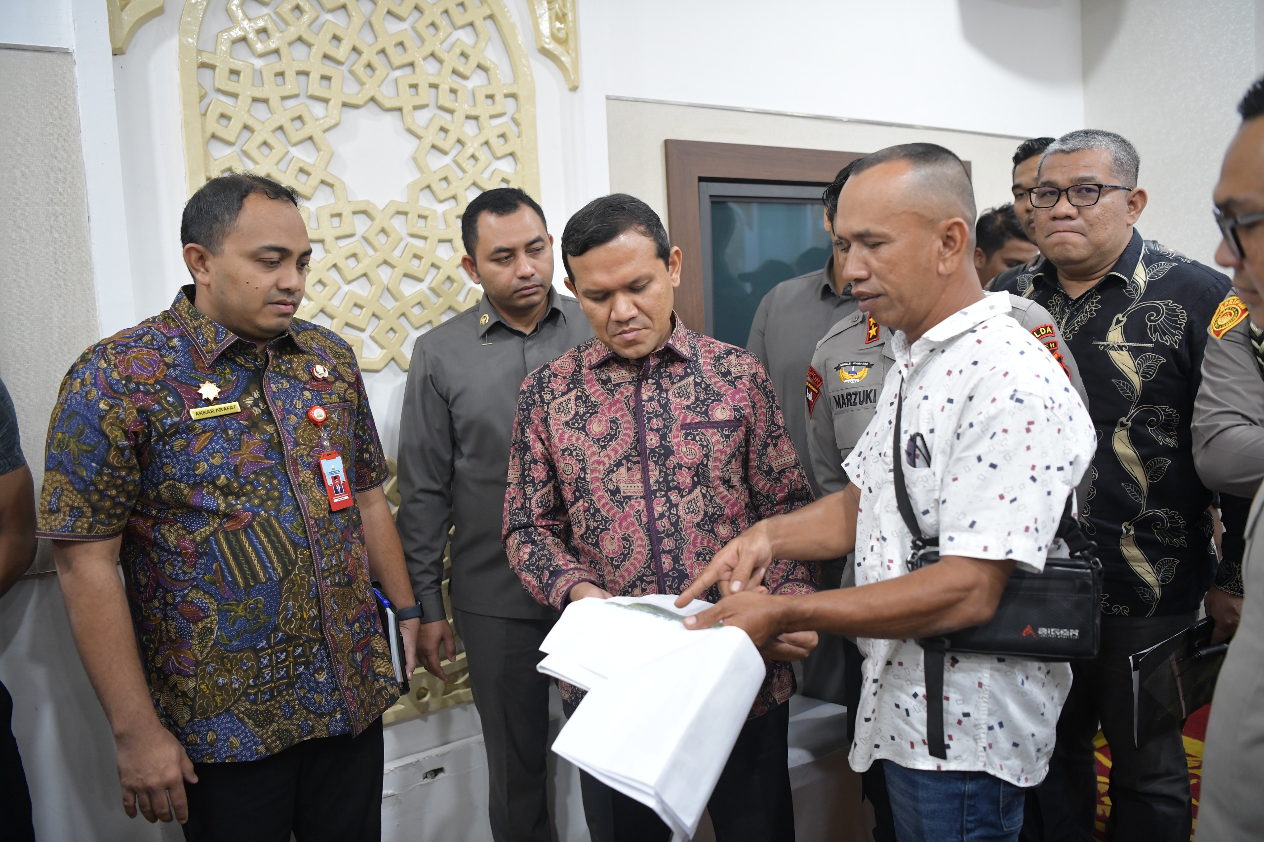 Wagub Fadhlullah Dorong Verifikasi Ulang Data Tanaman di Trase Tol Padang Tiji–Seulimeum