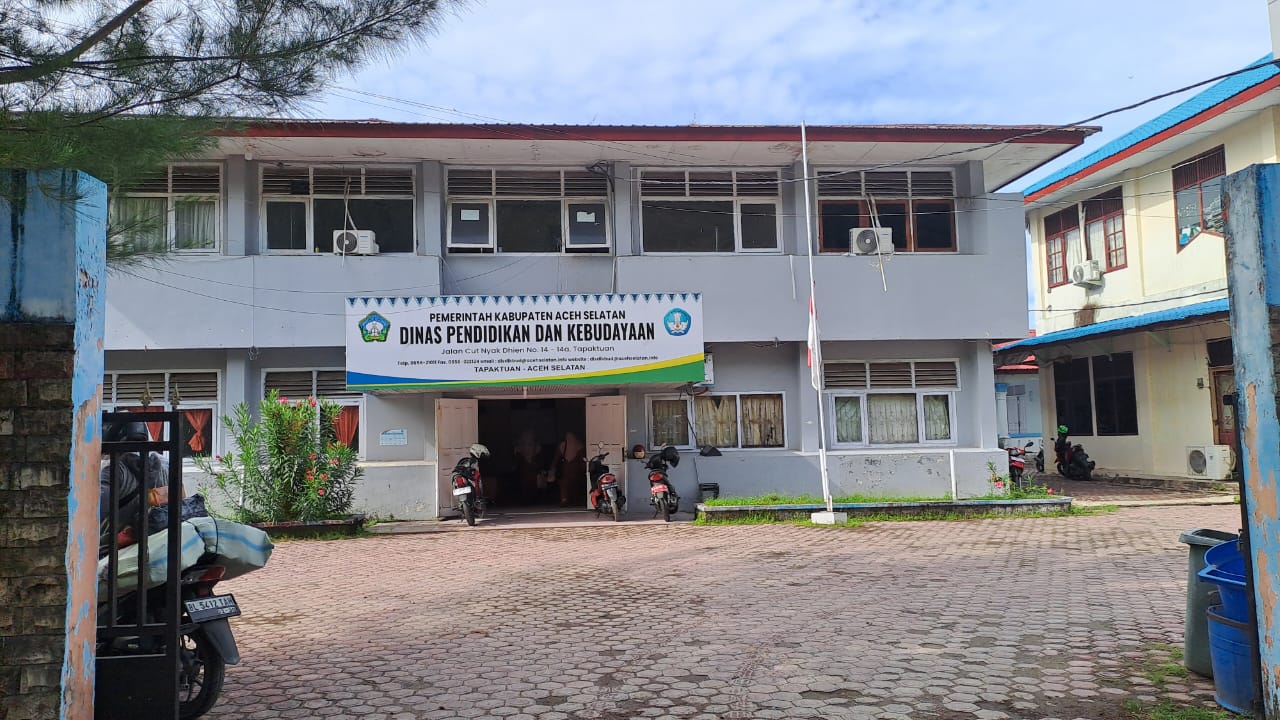 Untuk Meningkatkan Kualitas Pendidikan Di Aceh Selatan, Pelayanan Terhadap Guru Harus di Utamakan