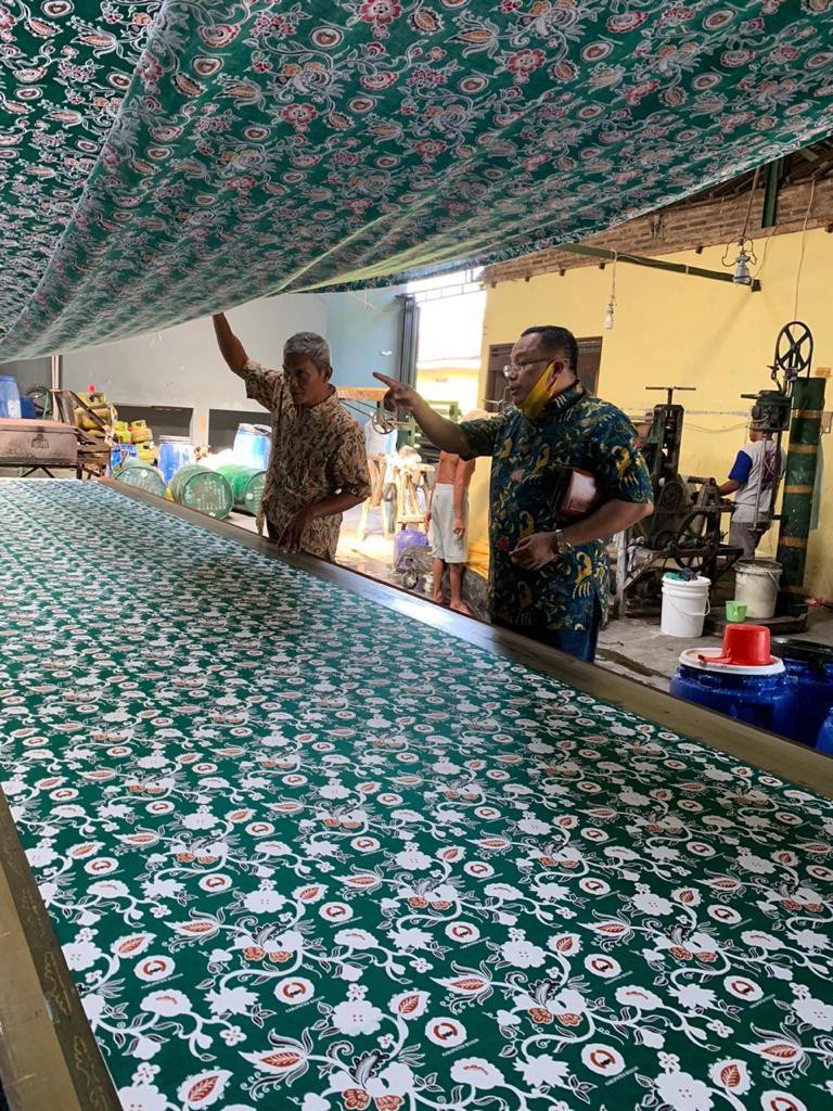 Dari Riba ke Ridha: Sebuah Cahaya di Balik Lelah