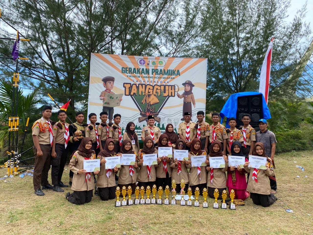 SMAN Unggul Tapaktuan Raih Juara Umum pada Ajang Laga Penegak Tangguh 2025