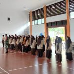 ‎Babinsa Koramil 02/Lateng Latih PBB Siswa di SR : Tanamkan Disiplin, Nasionalisme, dan Jiwa Kepemimpinan Sejak Dini