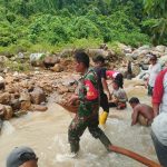 ‎Banjir Kembali Melanda, TNI Hadir di Garda Terdepan Pemulihan Trumon Tengah