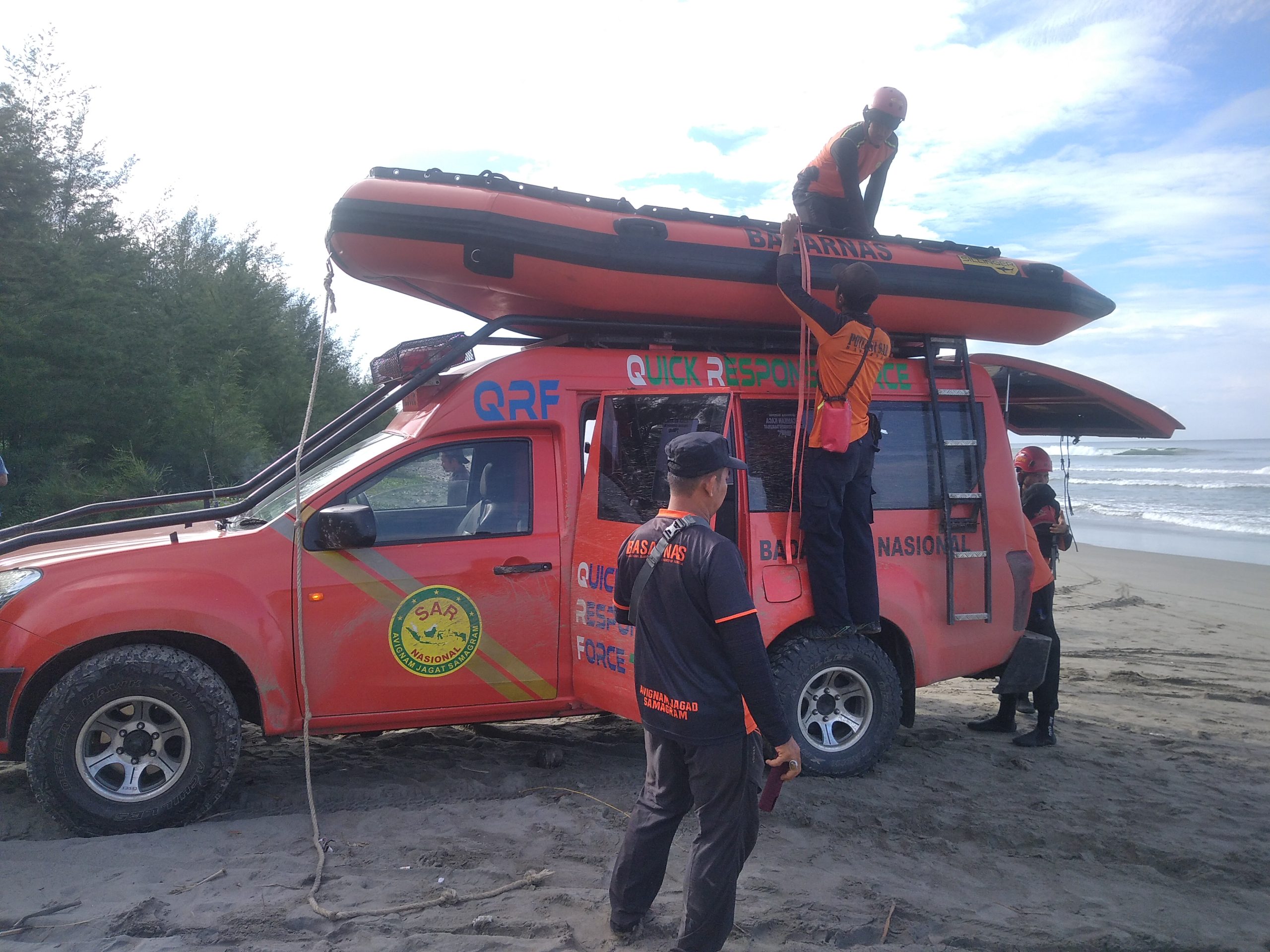 Pencarian Hari ke-2 Korban Terseret Arus di Panteraja Pasieraja Aceh Selatan Melibatkan Tim Basrnas Pos Meulaboh