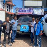 Gunakan Dua Unit Double Cabin, PWI Aceh Distribusikan Bantuan Korban Bencana