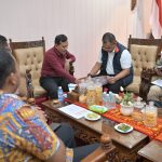 Wagub Aceh Bahas Penanganan Bencana dan Pembangunan Huntara Bersama BUMN