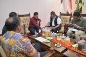 Wagub Aceh Bahas Penanganan Bencana dan Pembangunan Huntara Bersama BUMN
