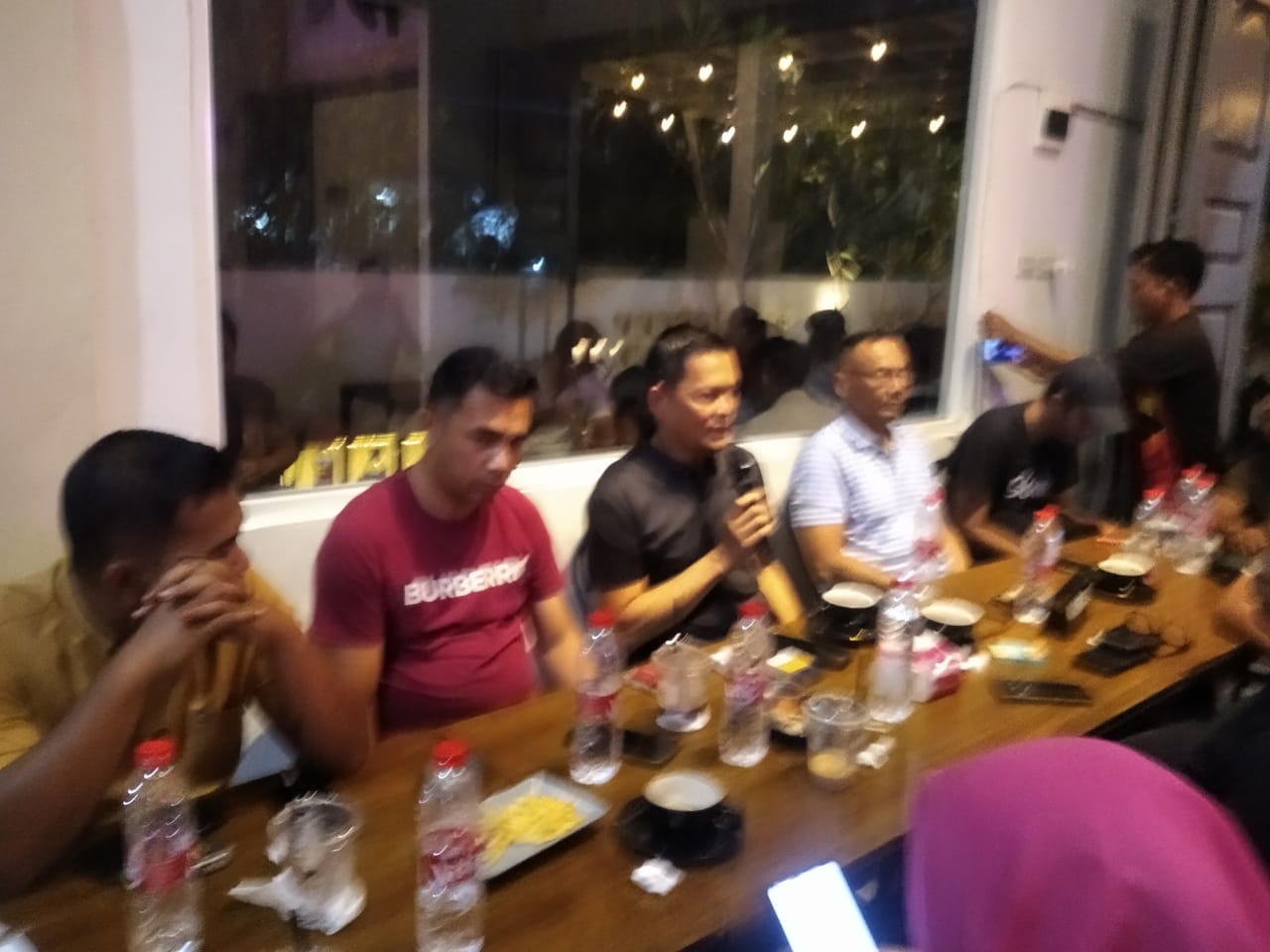 Gelar Diskusi Santai Bersama Awak Media, Kapolres Aceh Selatan Ajak Wartawan Kawal Pemulihan Pasca Banjir Trumon
