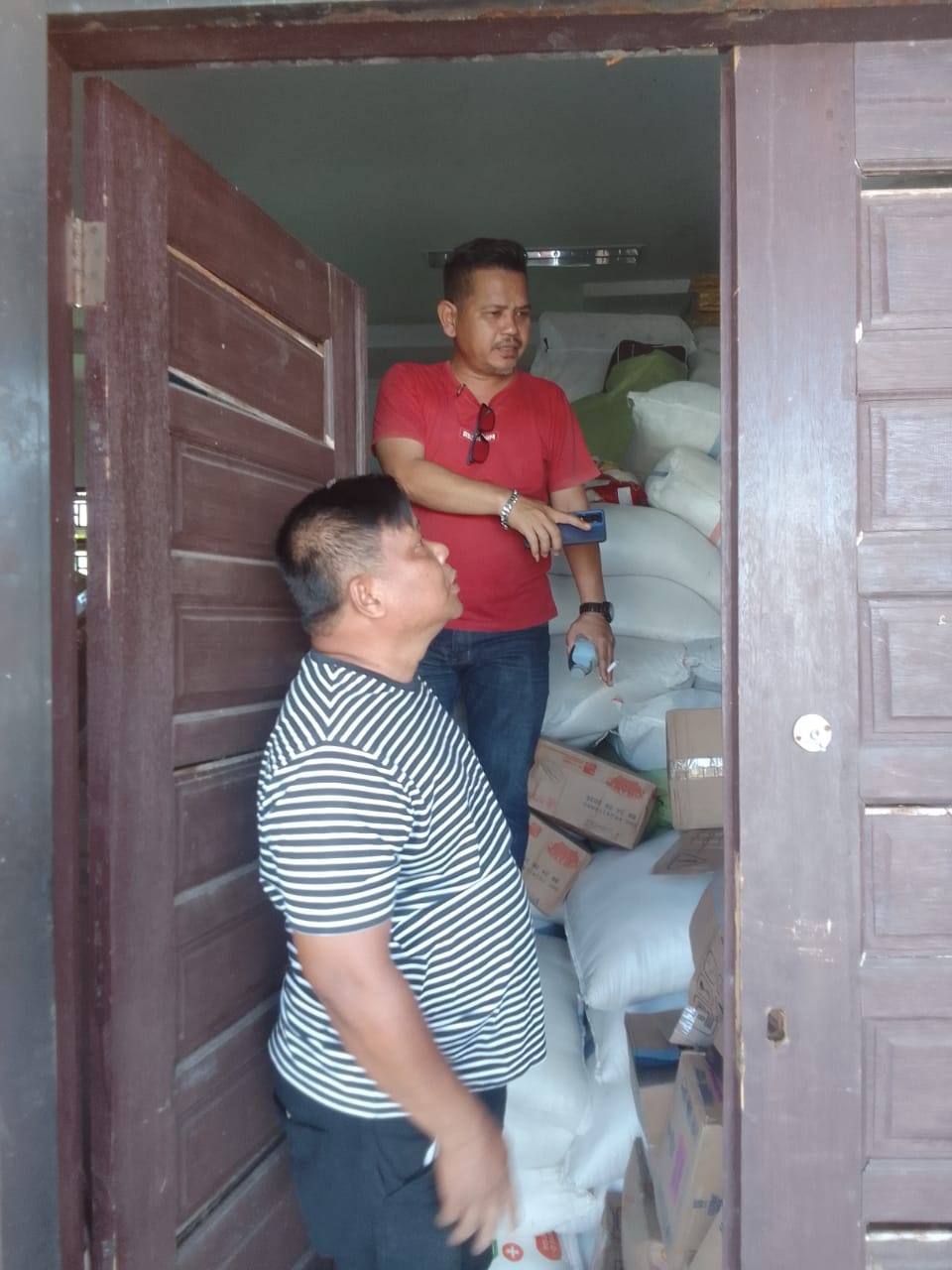 Bantuan Donasi Korban Banjir Menumpuk di Gudang BPBD Aceh Tenggara