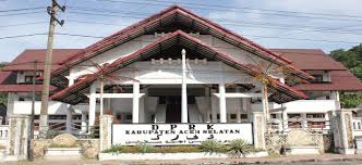 Rapat Tertutup DPRK Dengan Kaban BPKD Telah Berkembang Menjadi Tafsir Liar Didalam Masyarakat Aceh Selatan