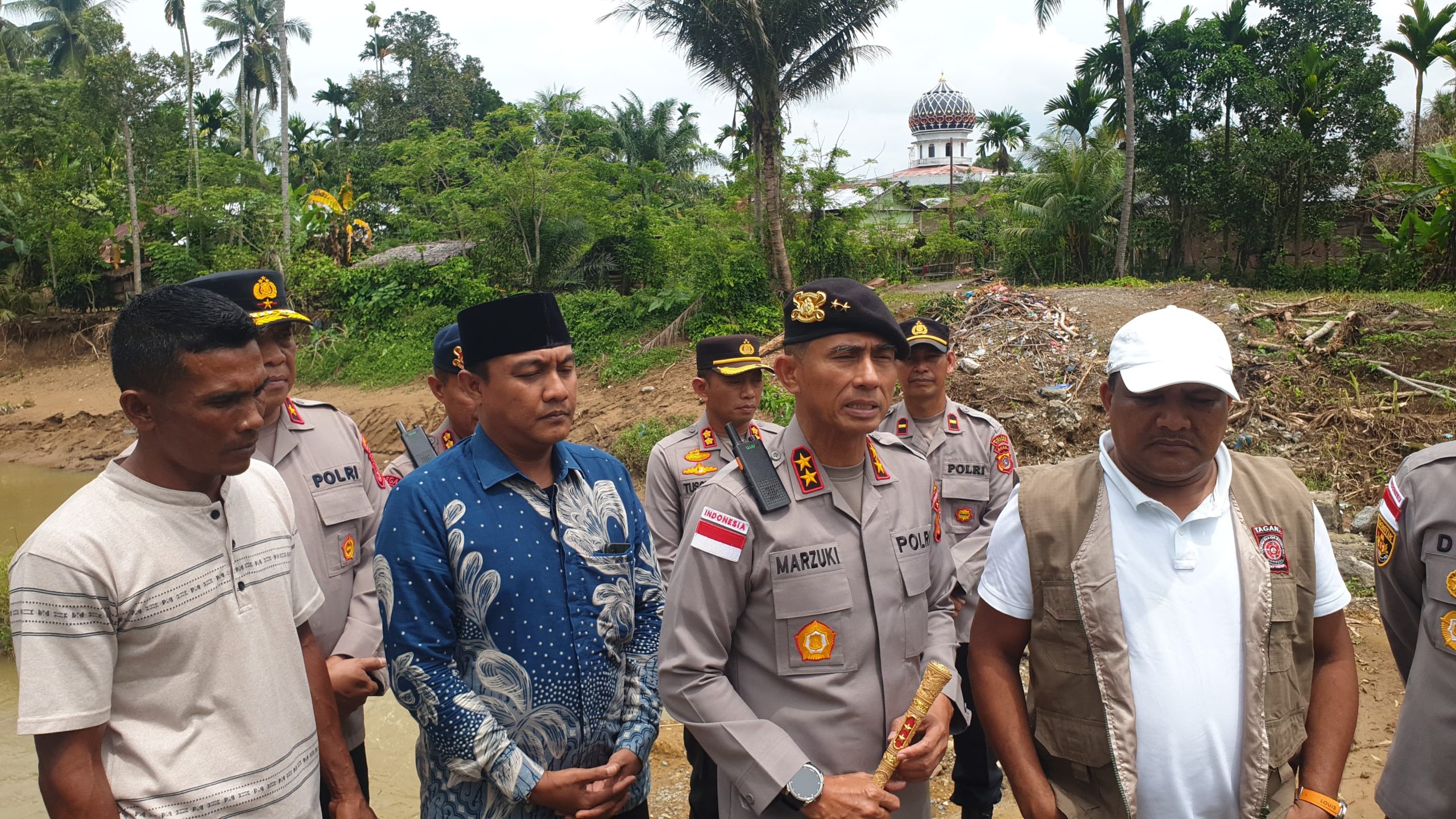Hari Pertama Ramadhan, Kapolda Aceh Tinjau Lokasi Jembatan Putus di Jeunieb