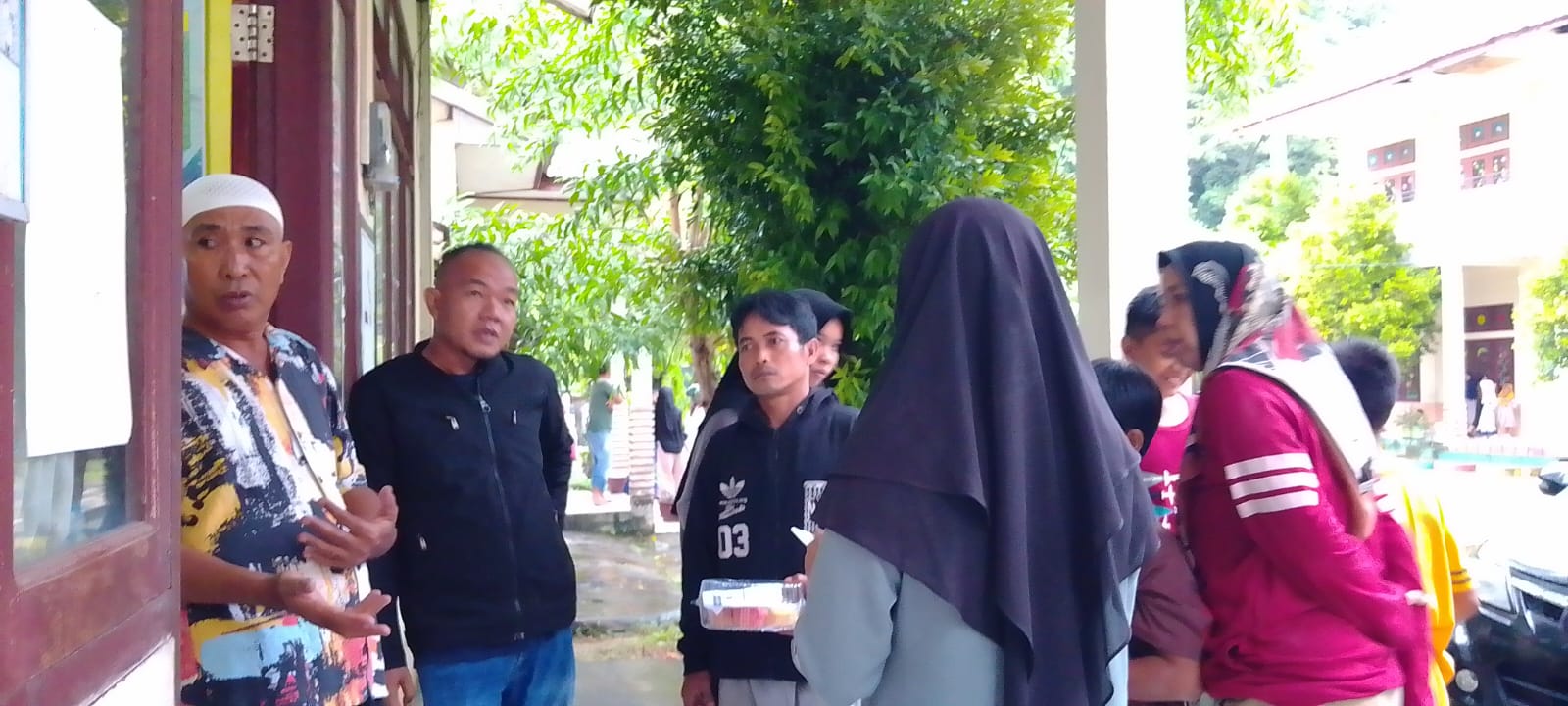 Pendistribusian MBG selama bulan Ramadhan Molor lagi, Guru dan Orang tua murid SDN 1 Tapaktuan Komplain