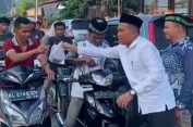 Keluarga besar Kemenag Aceh Selatan Berbagi Takjil