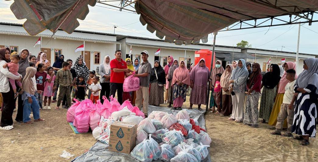Dapur Umum Gotong Royong DPC PDI Perjuangan Kota Lhokseumawe Siapkan Paket Makanan Berbuka Puasa Kepada Masyarakat
