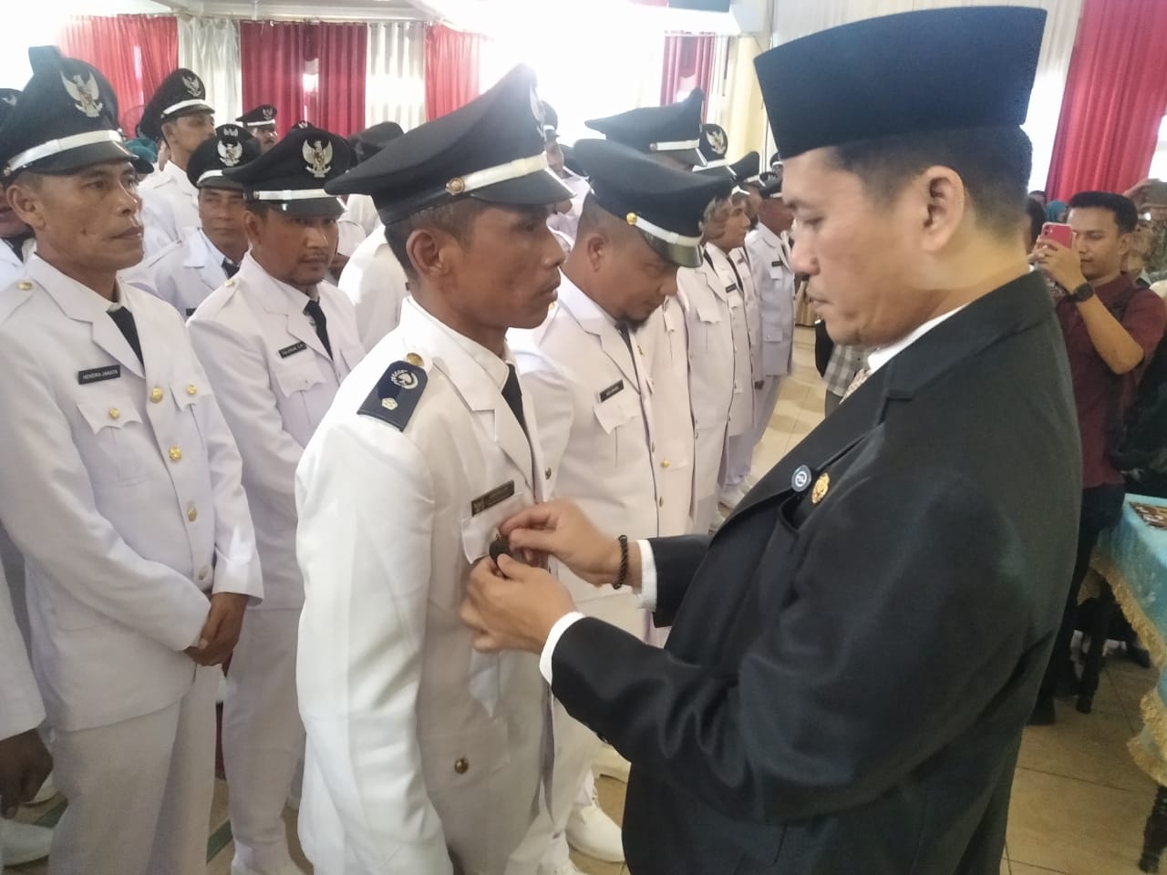 Bupati Aceh Selatan Lantik 152 Keuchik, Babak Baru Pemerintahan Gampong Dimulai