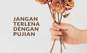 DI BALIK PUJIAN MANUSIA