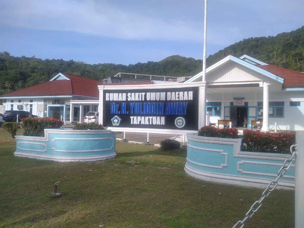 Data Rujukan Bermasalah, Pasien Lansia Nyaris Gagal Berobat di RSUD Yulidin Away