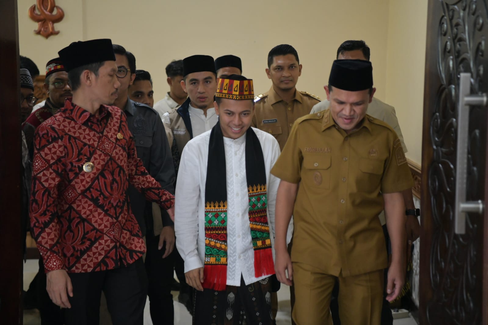 Wagub Aceh Sambut Tokoh Inspiratif dan Pejabat Nasional, Tegaskan Sinergi Pusat-Daerah