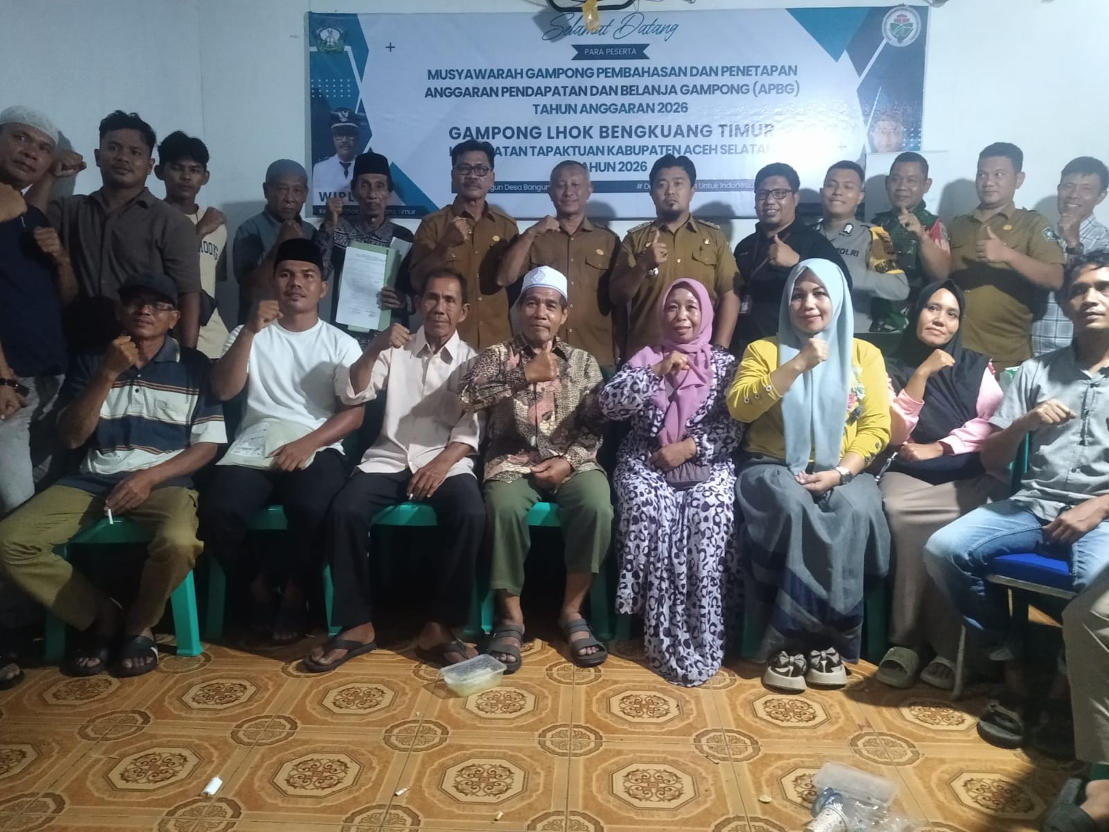 Gampong Lhok Bengkuang Timur Tapaktuan Teken ADG Rp371 Juta, Camat Murlizar: Harus Tepat Sasaran dan Berdampak Nyata